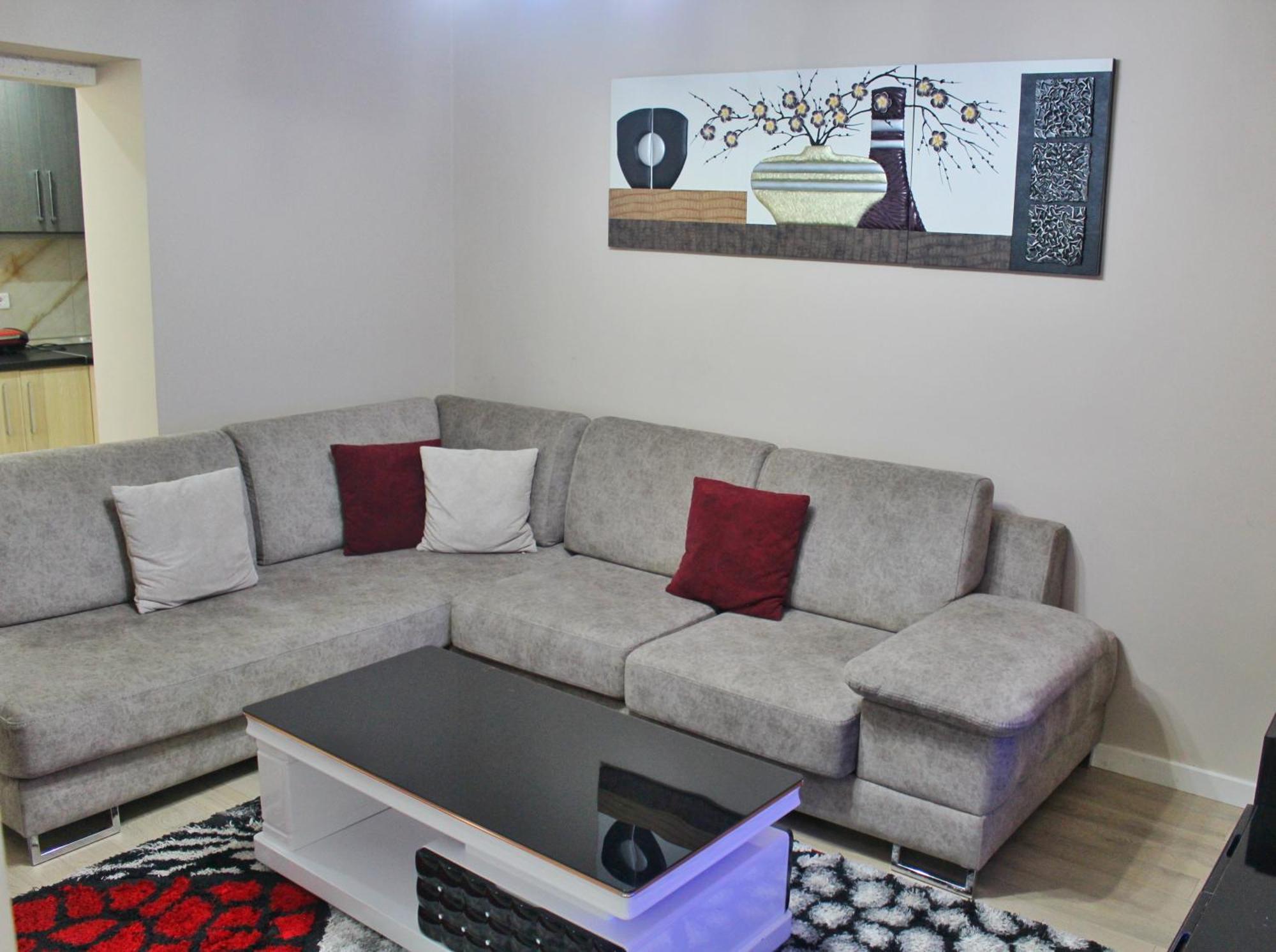 Essy'S Apartment 科尔察 外观 照片